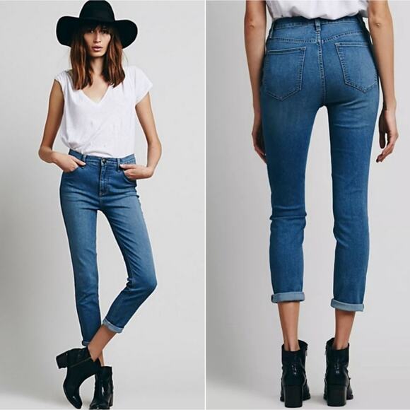 FREE PEOPLE HI RISE ROLLER SKINNY JEANS WOMEN'S SIZE 27 MEDIUM WASH - Picture 1 of 16